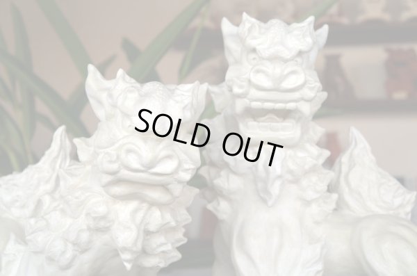 画像8: 琉球漆喰シーサー四足立ち（白・大）