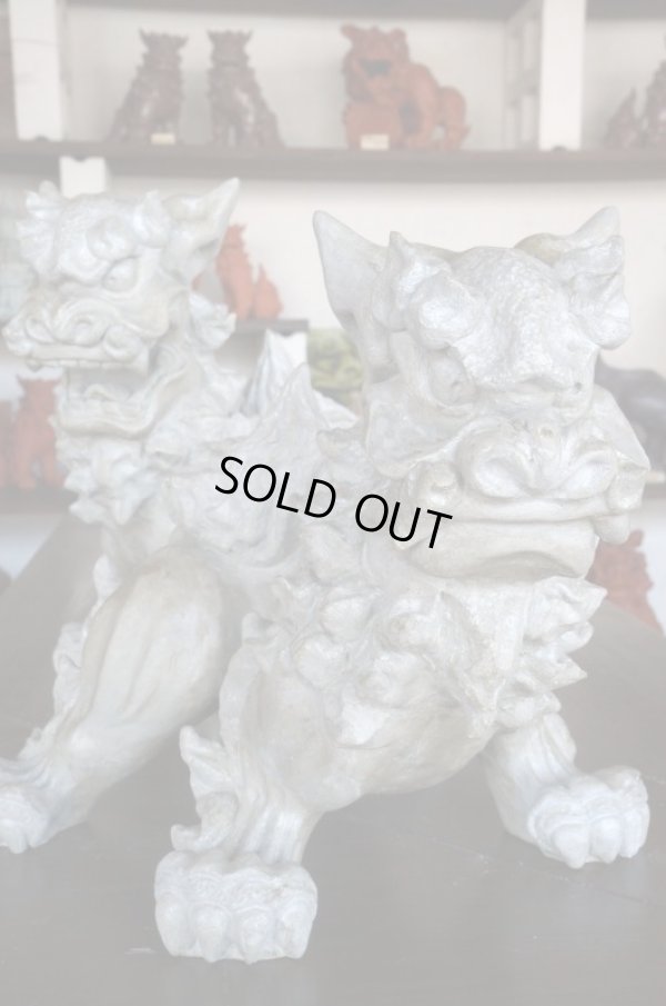 画像13: 琉球漆喰シーサー四足立ち（黒・小）