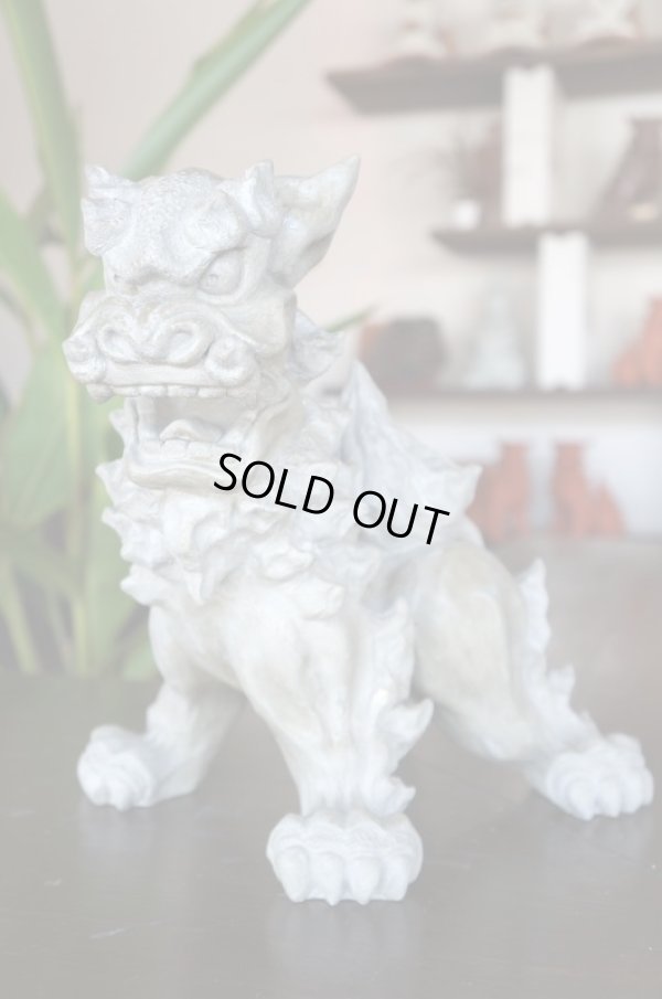 画像12: 琉球漆喰シーサー四足立ち（黒・小）