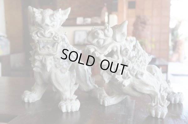 画像10: 琉球漆喰シーサー四足立ち（黒・小）