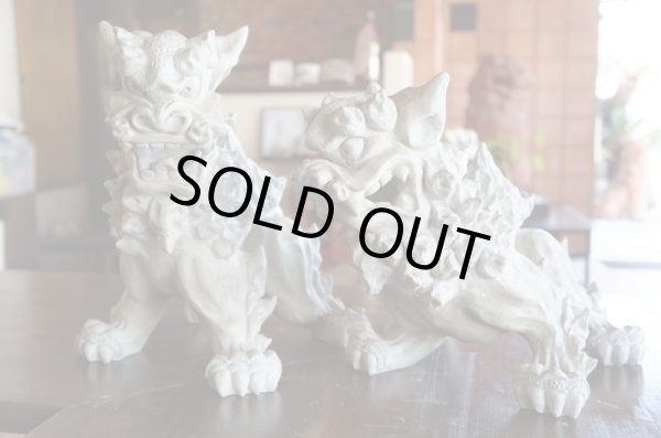 画像10: 琉球漆喰シーサー四足立ち（黒・小）