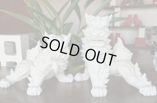 画像2: 琉球漆喰シーサー四足立ち（白・大）